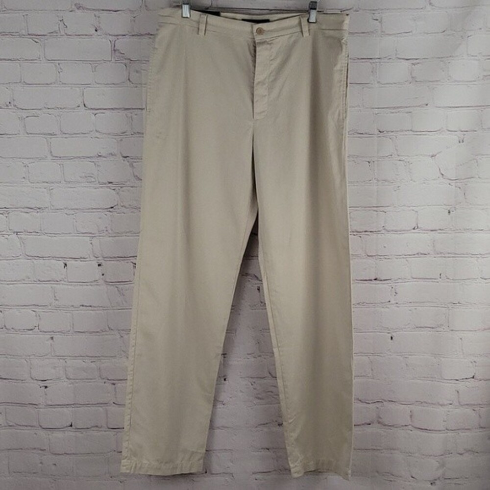 Banana Republic Gavin Flat -Front Lightweight Chino Pants. Size 35/32